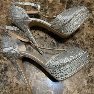 Thalia Sodi FLOR Embellished Platform Pumps SZ 11M